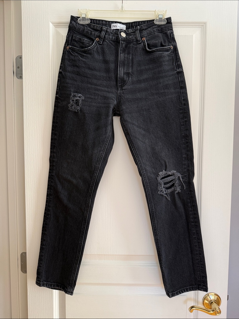 Zara Black Slim Straight Distressed Jeans
